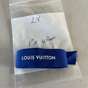 Louis Vuitton Royal Blue Ribbon. A1
